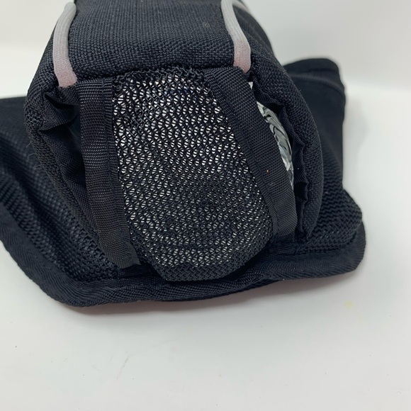 Nike Black Waist Bag with Bottle Holder - Picture 10 of 11
